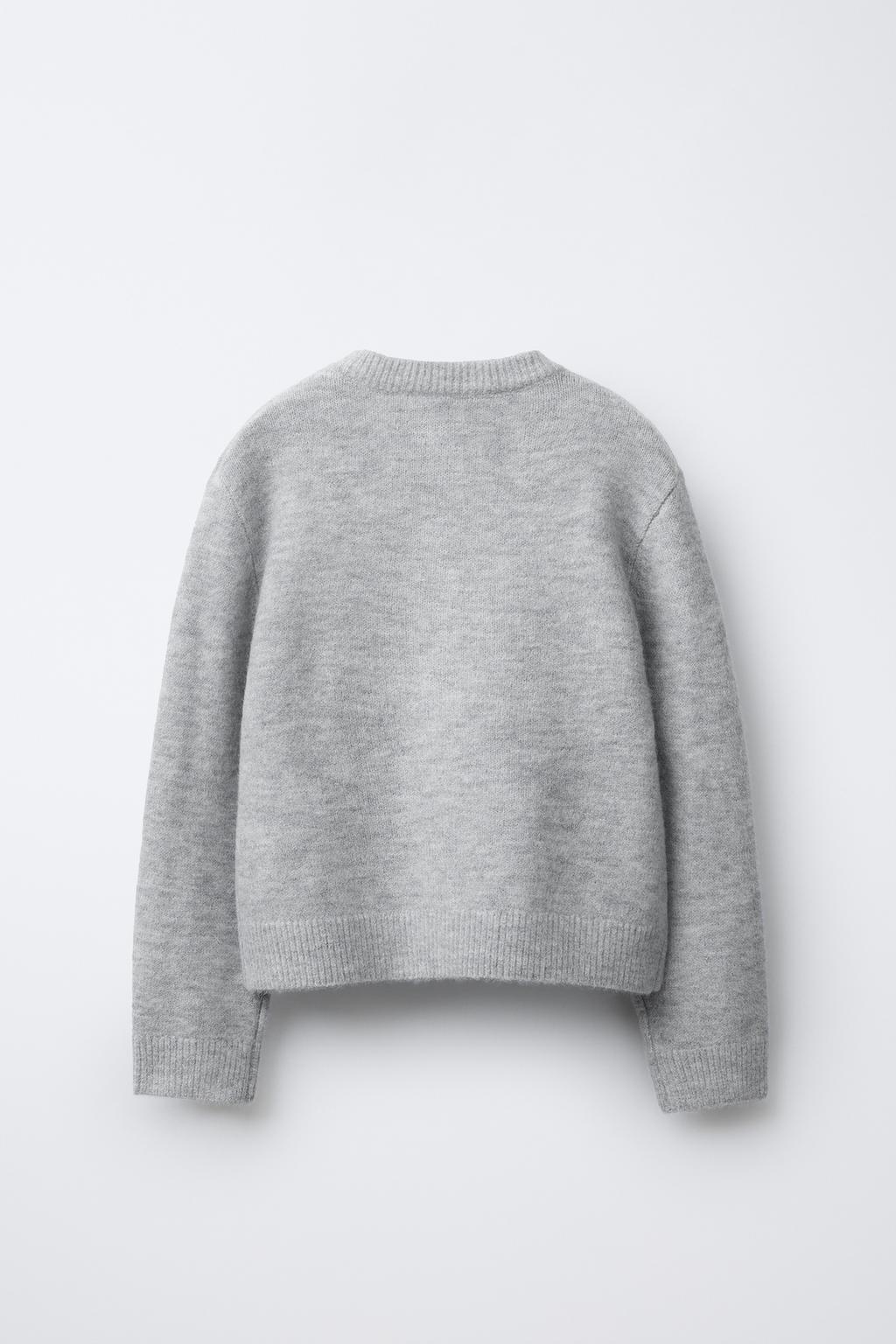 ТРИКОТАЖНЫЙ КАРДИГАН С НАШИВКАМИ CHAMPION ® X ZARA