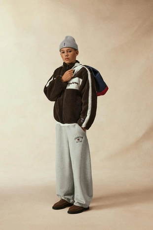 Трикотажная шапка CHAMPION ® X ZARA- Заказать в России