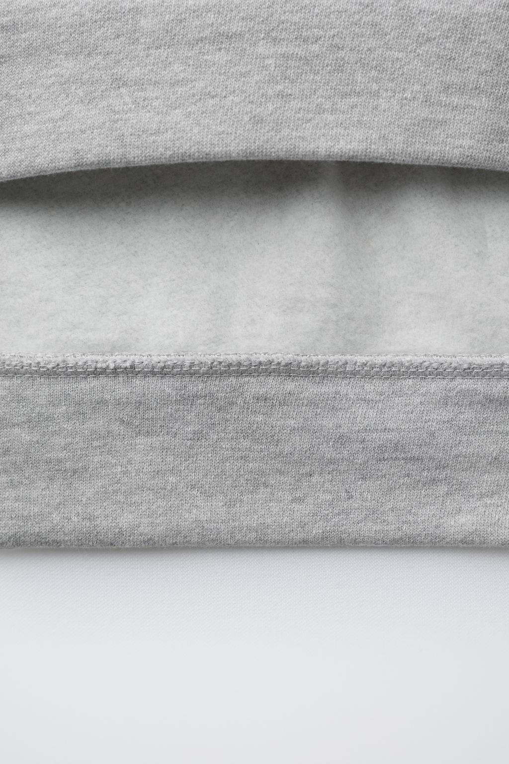 ТОЛСТОВКА С ТЕКСТОМ CHAMPION ® X ZARA