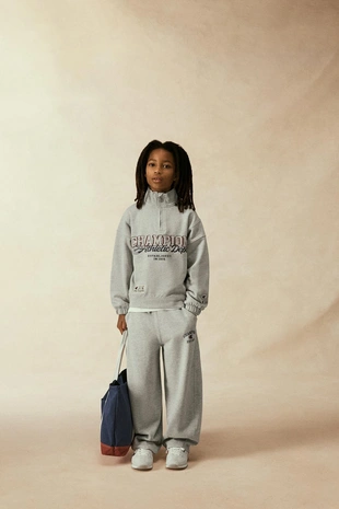 Толстовка с текстом CHAMPION ® X ZARA- Заказать в России