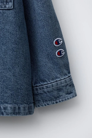 Джинсовая куртка-рубашка с вышивкой CHAMPION ® X ZARA- Заказать в России