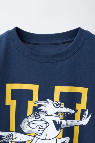 Футболка в университетском стиле- Заказать в России