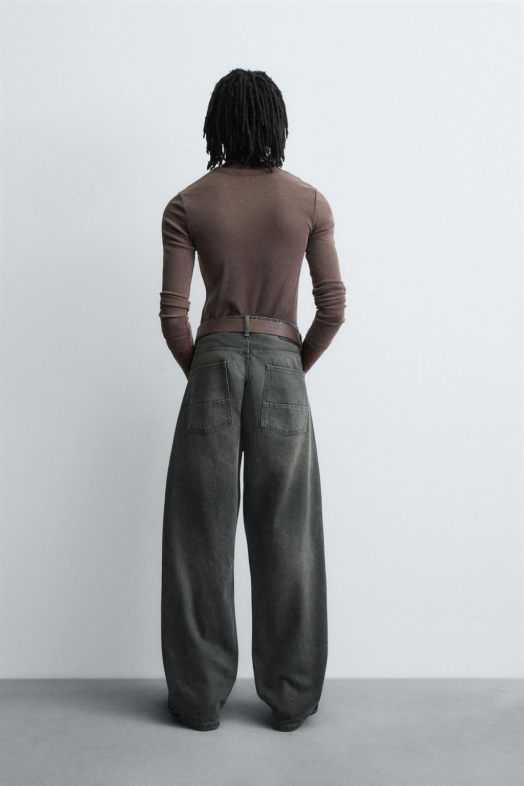 ДЖИНСЫ BAGGY FIT С ПЕРЕКРУЧЕННЫМ ШВОМ