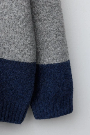 Трикотажный свитер поло в полоску- Заказать в России