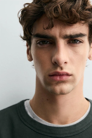 Футболка с рельефным узором «вафля»- Заказать в России