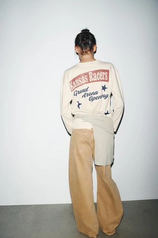 Хлопковая футболка с принтом- Заказать в России