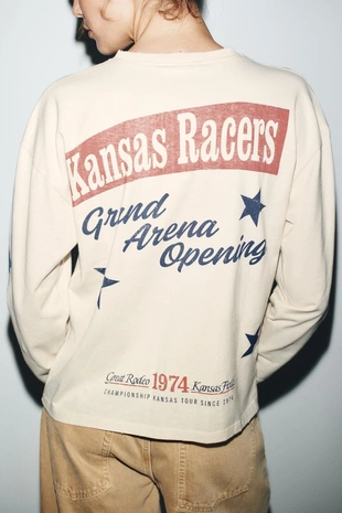 Хлопковая футболка с принтом- Заказать в России