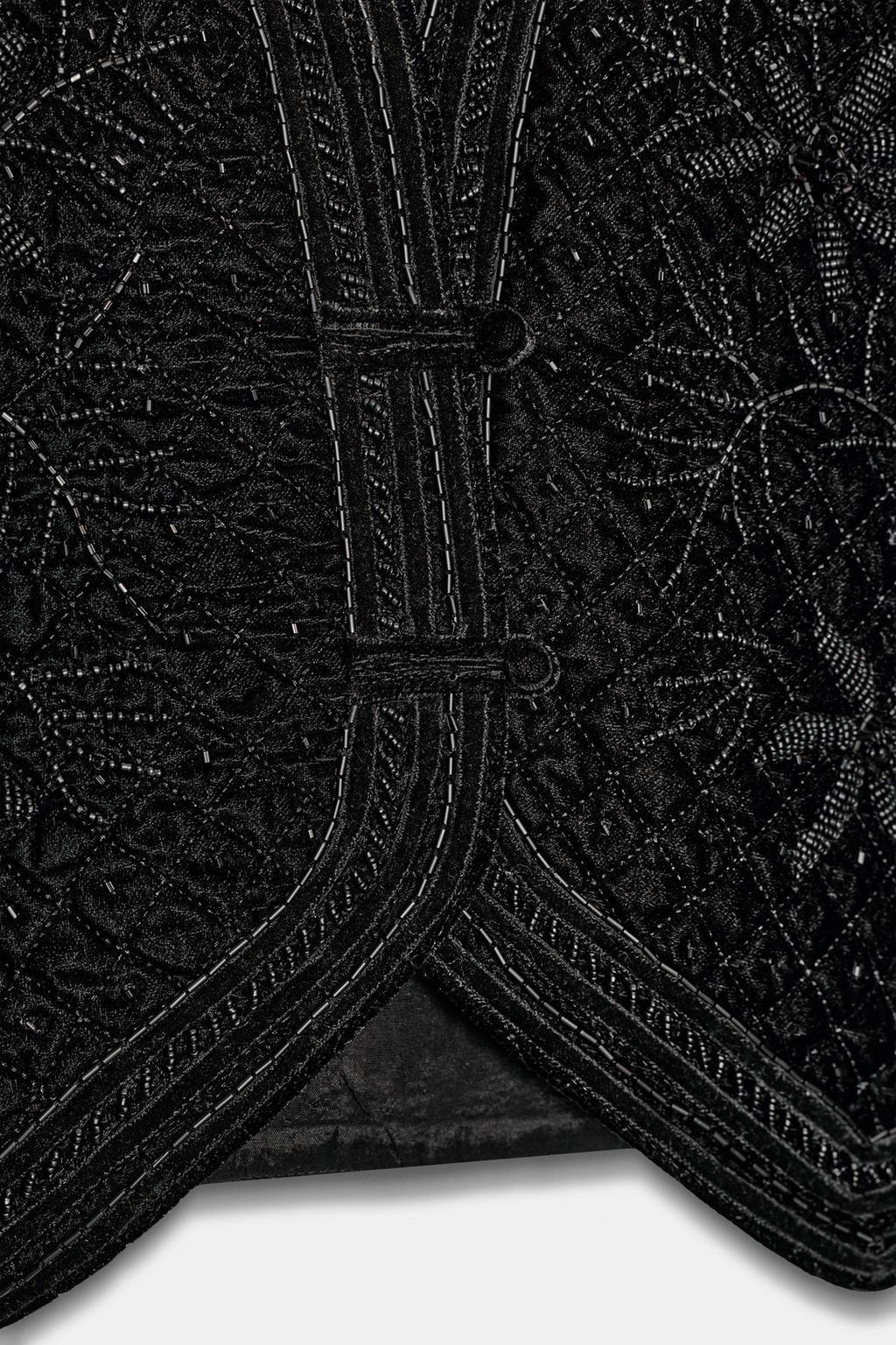 БАРХАТНЫЙ ЖИЛЕТ С ВЫШИВКОЙ ZW COLLECTION LIMITED EDITION