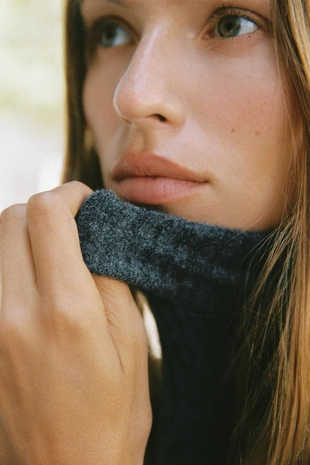 Grey | 2142/204/802 - Zara Трикотажный топ с объемными рукавами