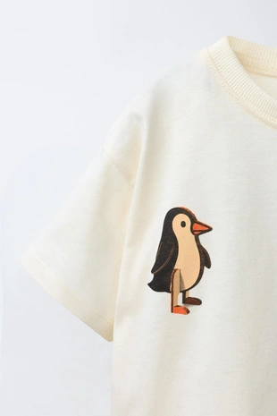 Футболка с рельефным принтом- Заказать в России