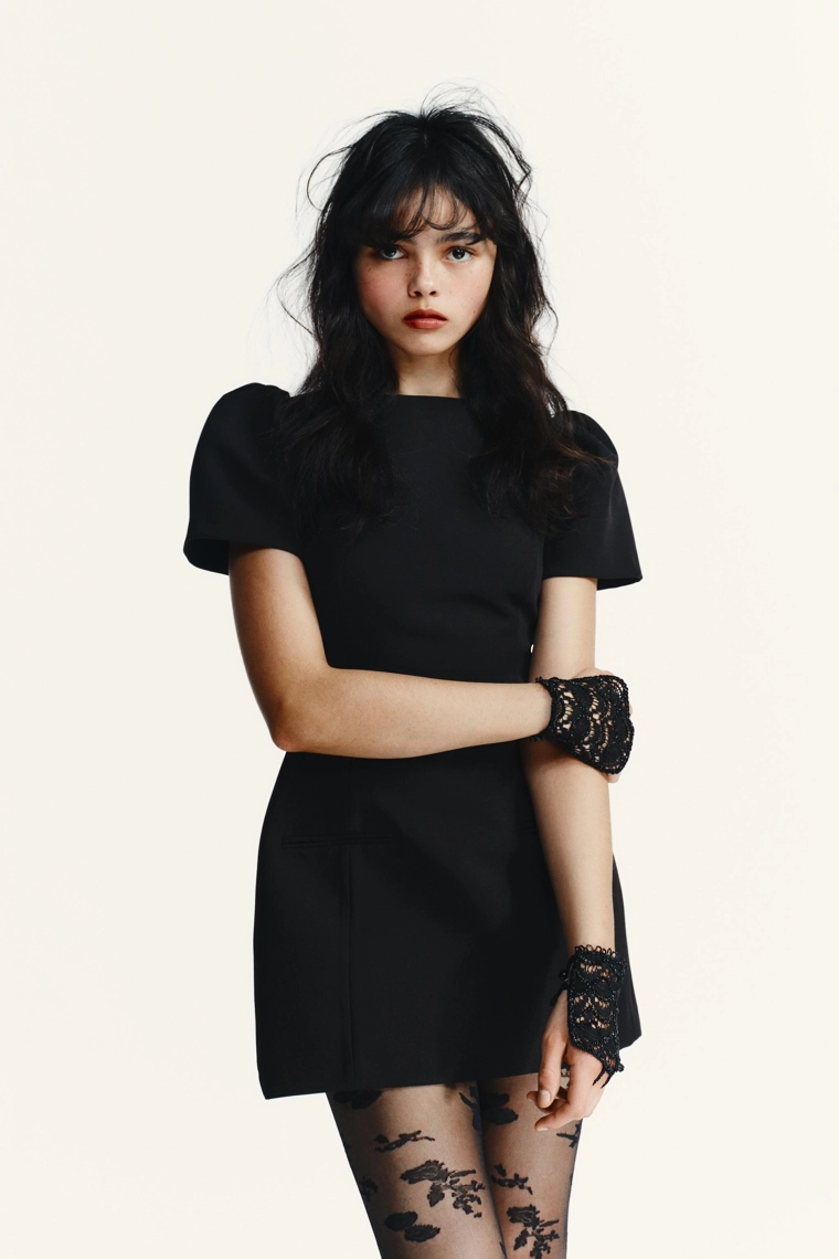 Платье мини с складками и карманами