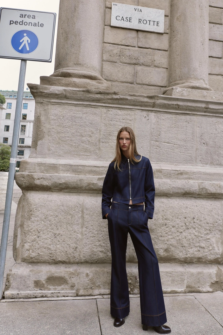 Куртка с контрастной строчкой