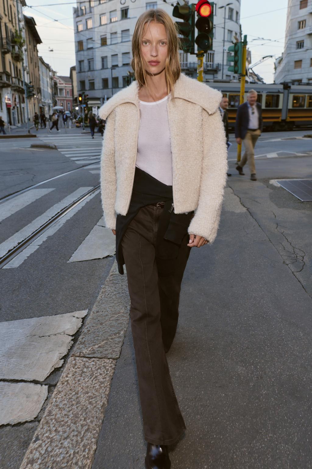 КАРДИГАН ИЗ БУКЛЕ