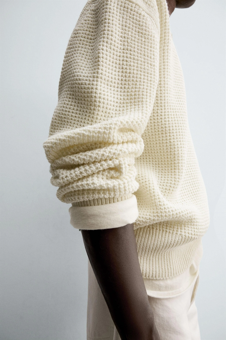 Джемпер свободного кроя с пуговичным воротником