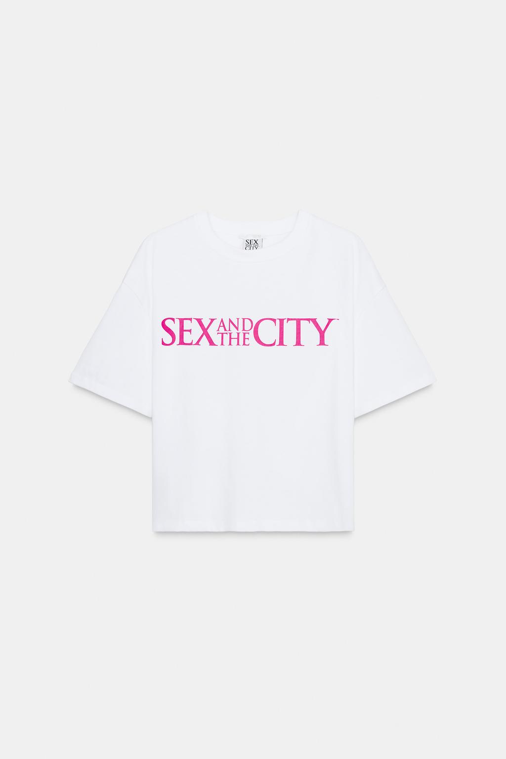 ФУТБОЛКА SEX & THE CITY™