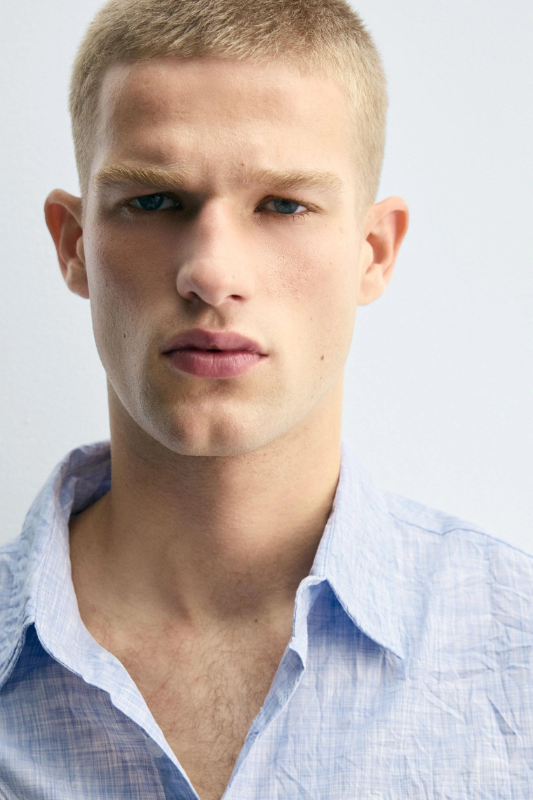 Рубашка в полоску с эффектом морщин