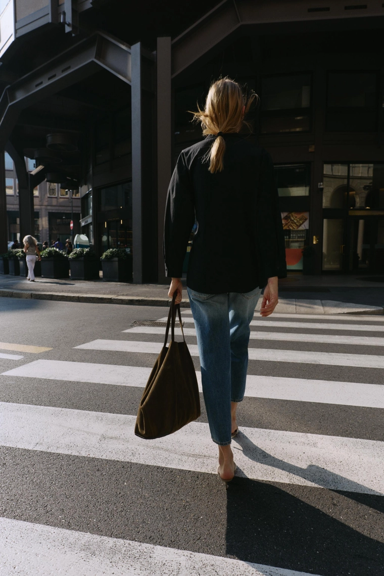 Рубашка из поплина с патами