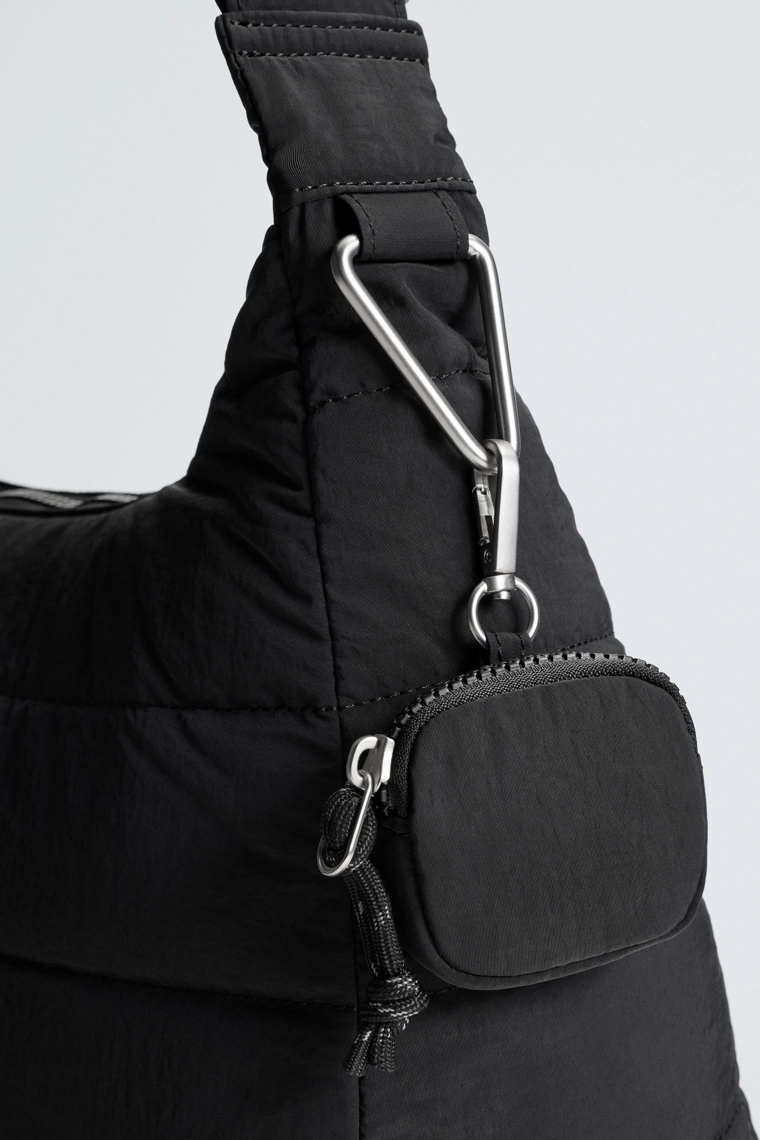 Сумка из стеганого нейлона