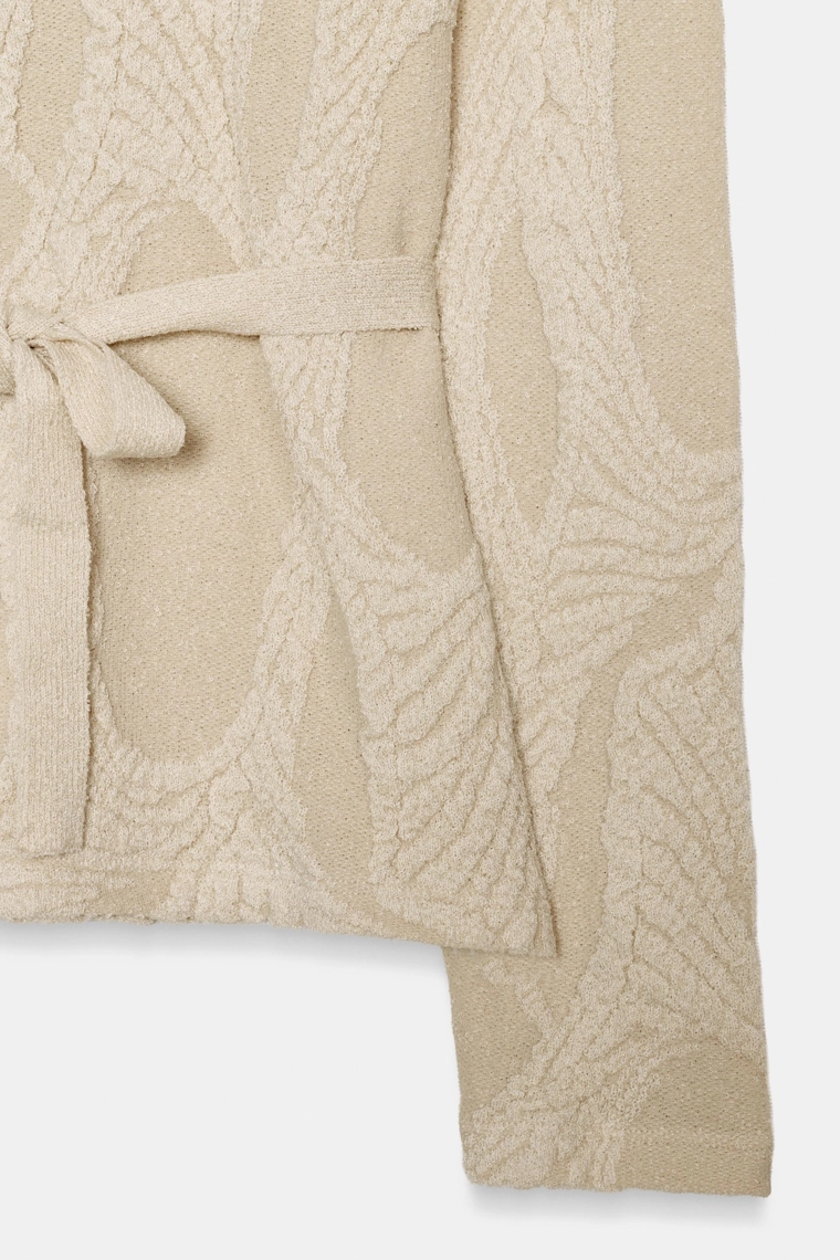 Топ с жаккардовым поясом