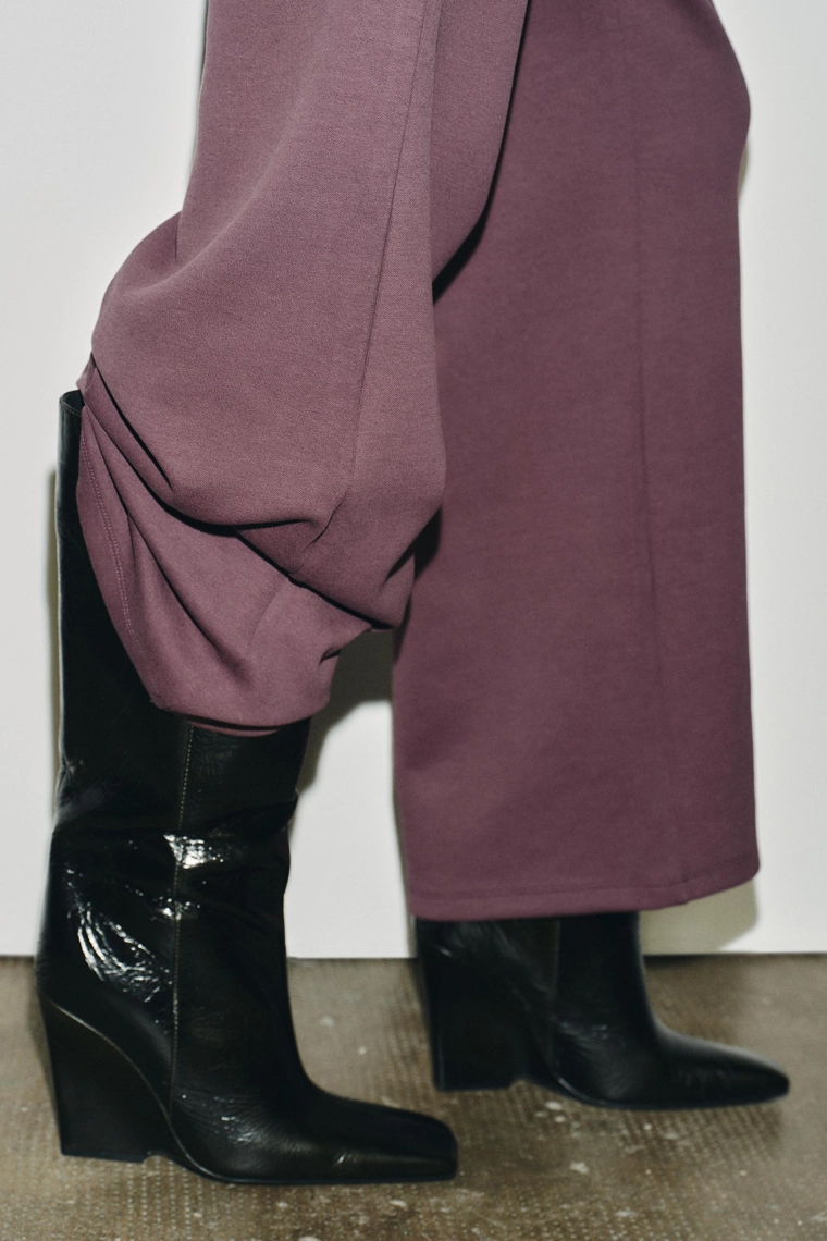 Брюки с широкими штанинами из интерлока