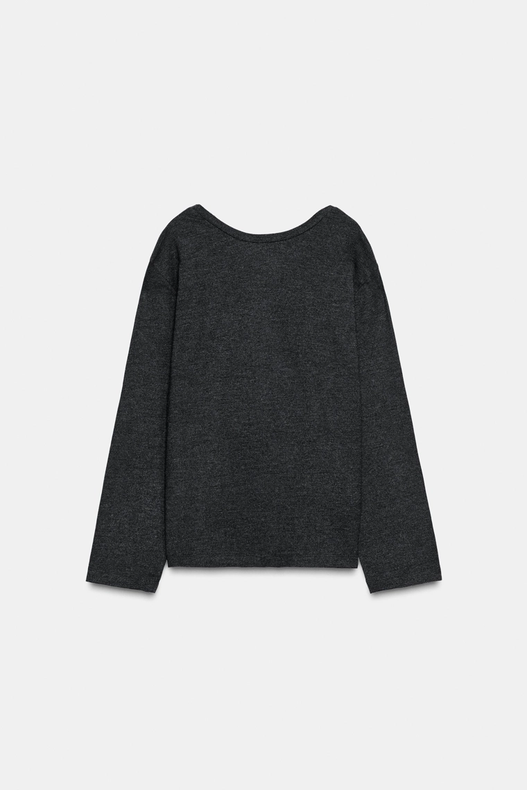 Мягкая топ с драпировкой на спине