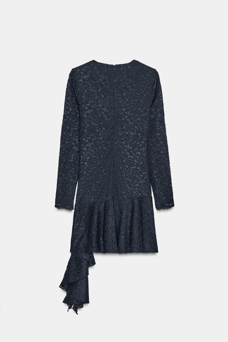 Платье миди с кружевными оборками
