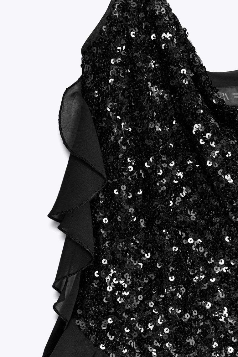 Платье мини с оборками и пайетками
