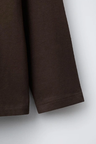 Футболка с контрастным текстовым принтом- Заказать в России