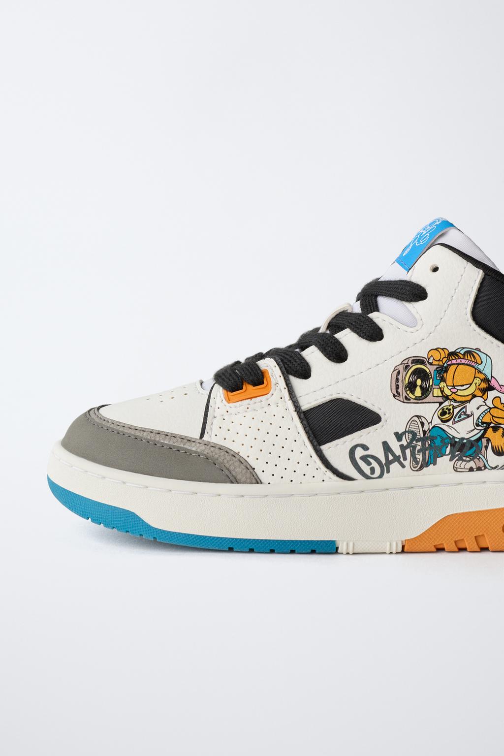 ВЫСОКИЕ КРОССОВКИ GARFIELD © PAWS INC