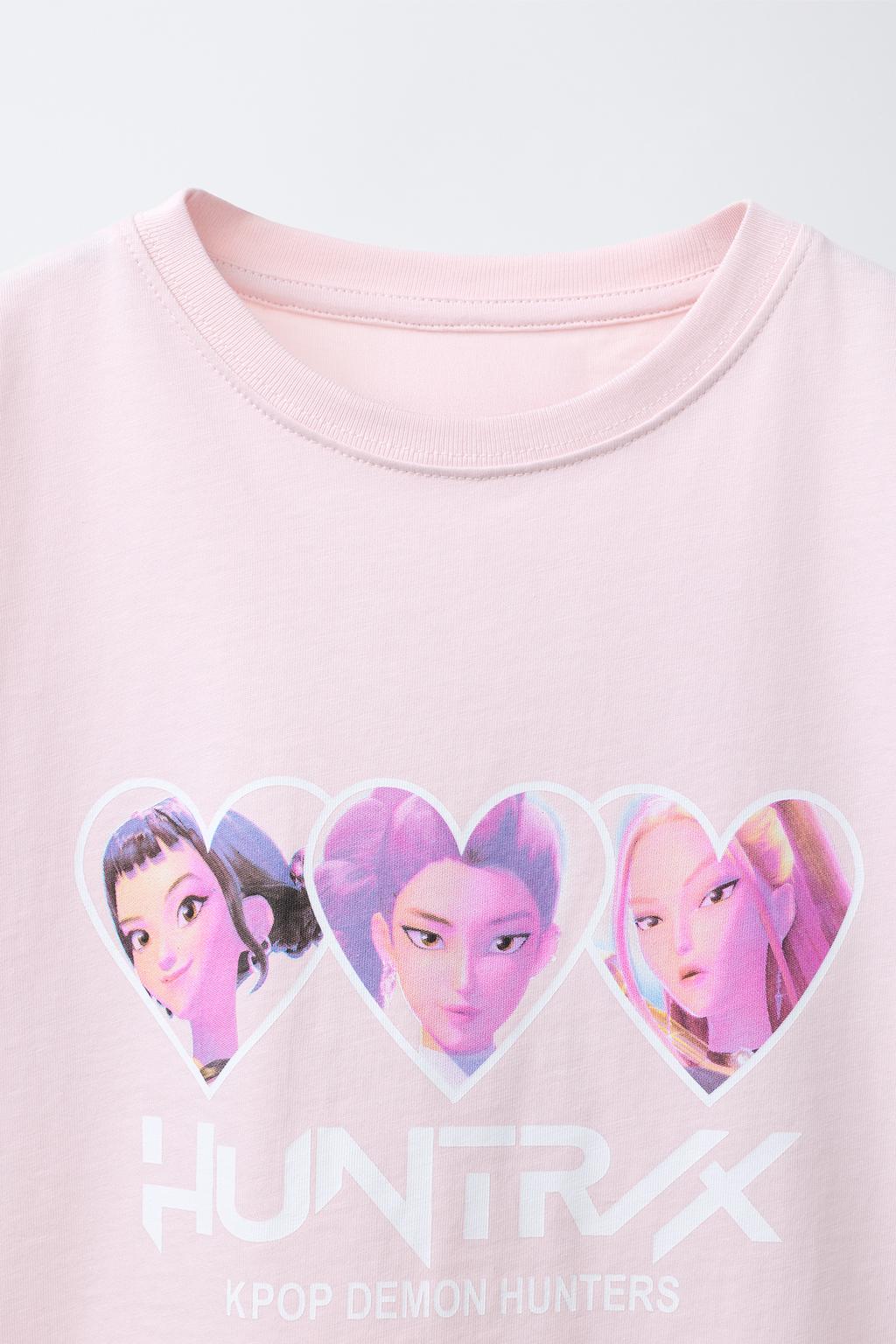 ФУТБОЛКА С ПРИНТОМ K-POP DEMON HUNTERS™ NETFLIX ©