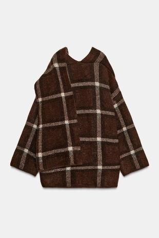 Короткое трикотажное пальто с шарфом в клетку- Заказать в России