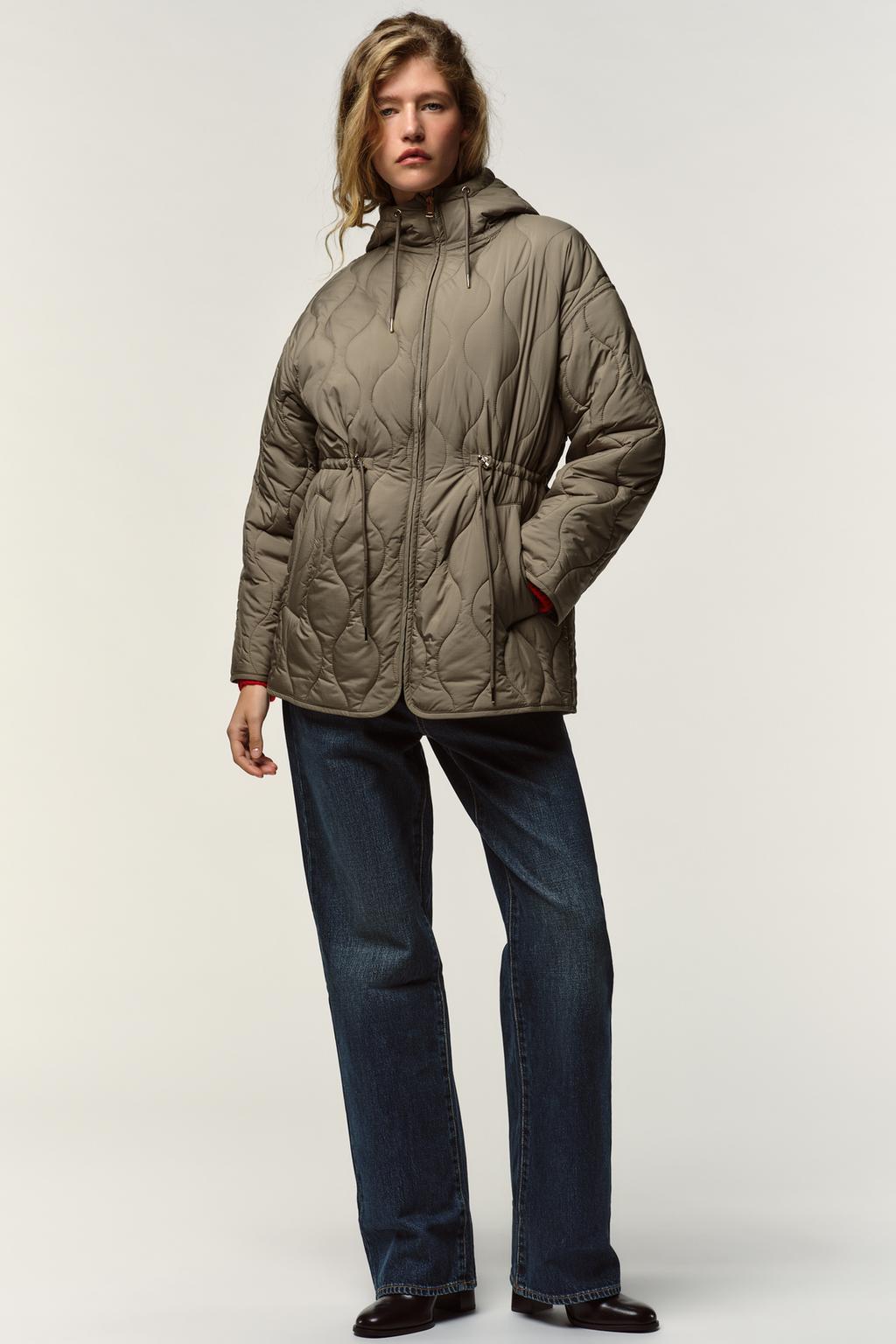 СТЕГАНАЯ КУРТКА С КАПЮШОНОМ WATER REPELLENT