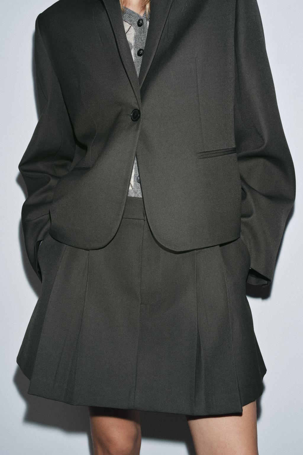 КОРОТКАЯ ЮБКА СО СКЛАДКАМИ — ZW COLLECTION