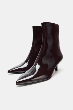 Ботильоны на среднем каблуке из лакированной кожи- Заказать в России