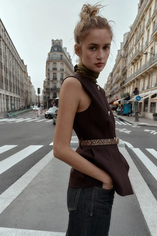 Жилет с поясом