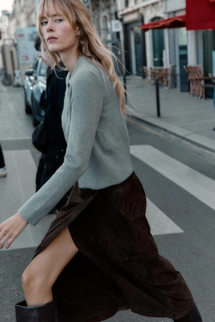 Кардиган с пуговицами-шариками- Заказать в России