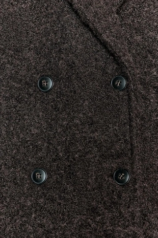 Полупальто из букле- Заказать в России