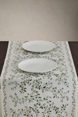 Рождественский бегунок по столу с листьями остролиста- Заказать в России