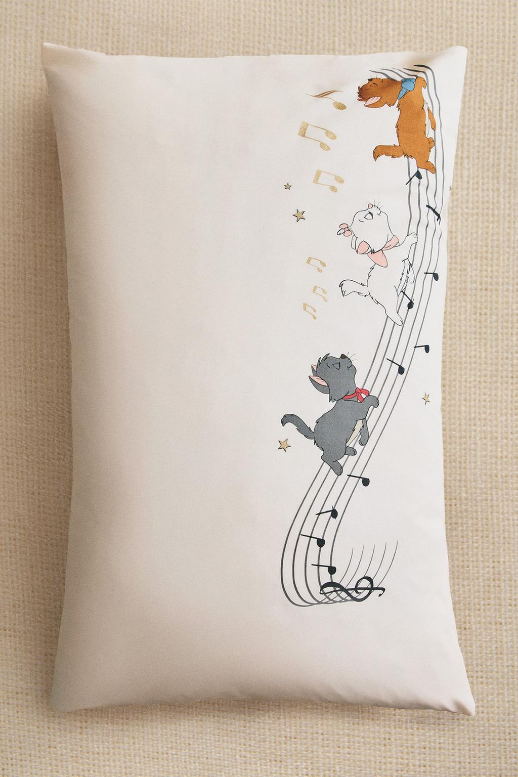 Детская наволочка для подушки the aristocats © disney на рождество