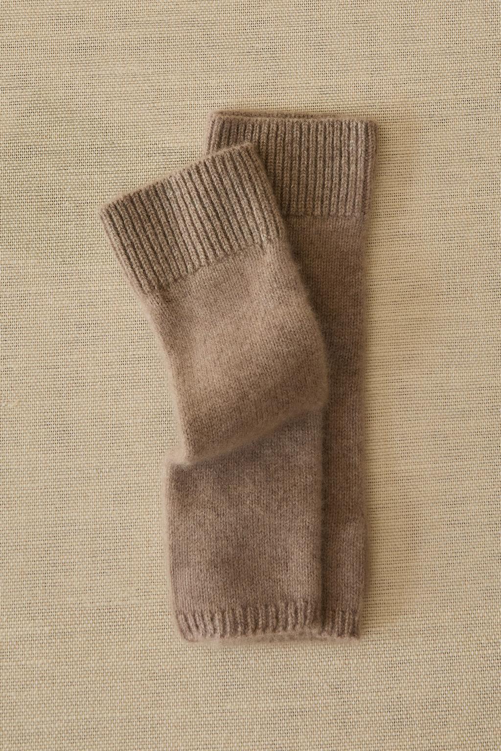 Пальчиковые варежки из кашемира
