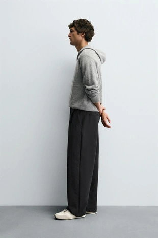 Шерстяной свитер с капюшоном- Заказать в России