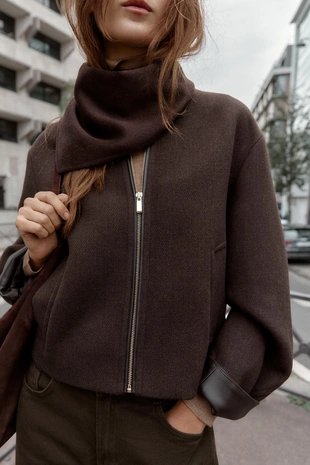 Мягкая куртка с отделкой под кожу- Заказать в России