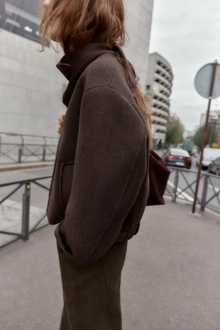 Мягкая куртка с отделкой под кожу- Заказать в России