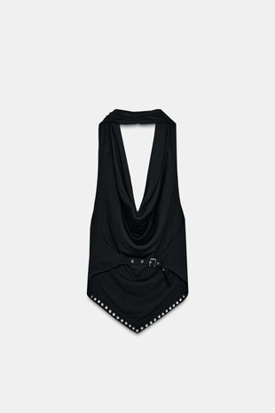 Топ с горловиной халтер и заклепками