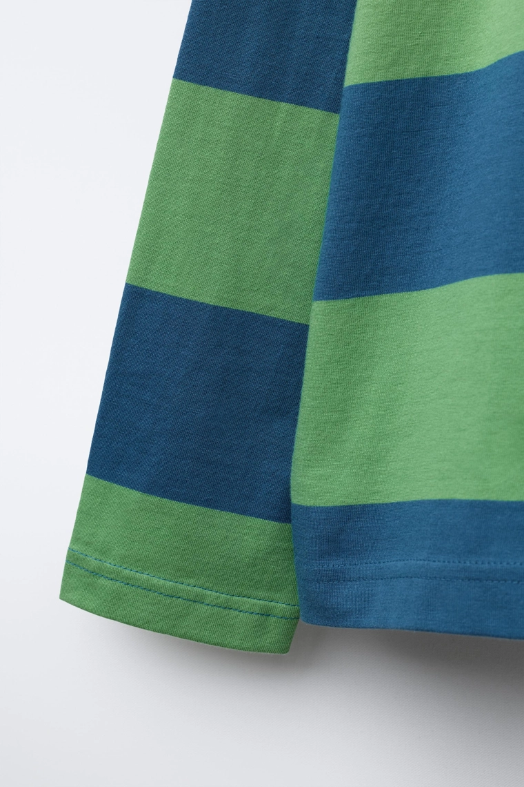 Футболка в полоску с вышитым слоганом