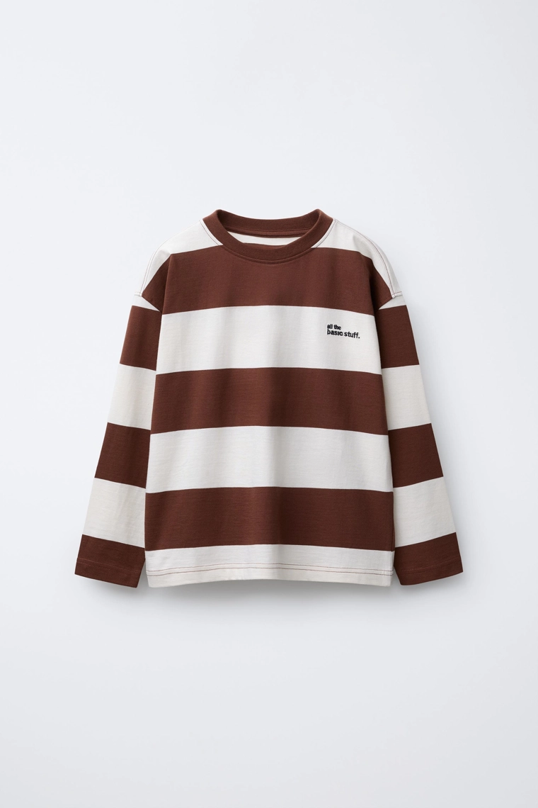 Футболка в полоску с вышитым лозунгом