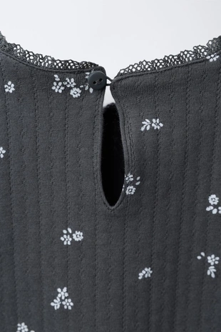 Футболка с цветочным принтом- Заказать в России