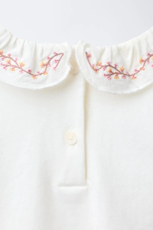 Боди с вышитым воротником- Заказать в России