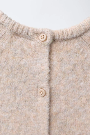 Вязаный комбинезон с вышитыми цветами- Заказать в России