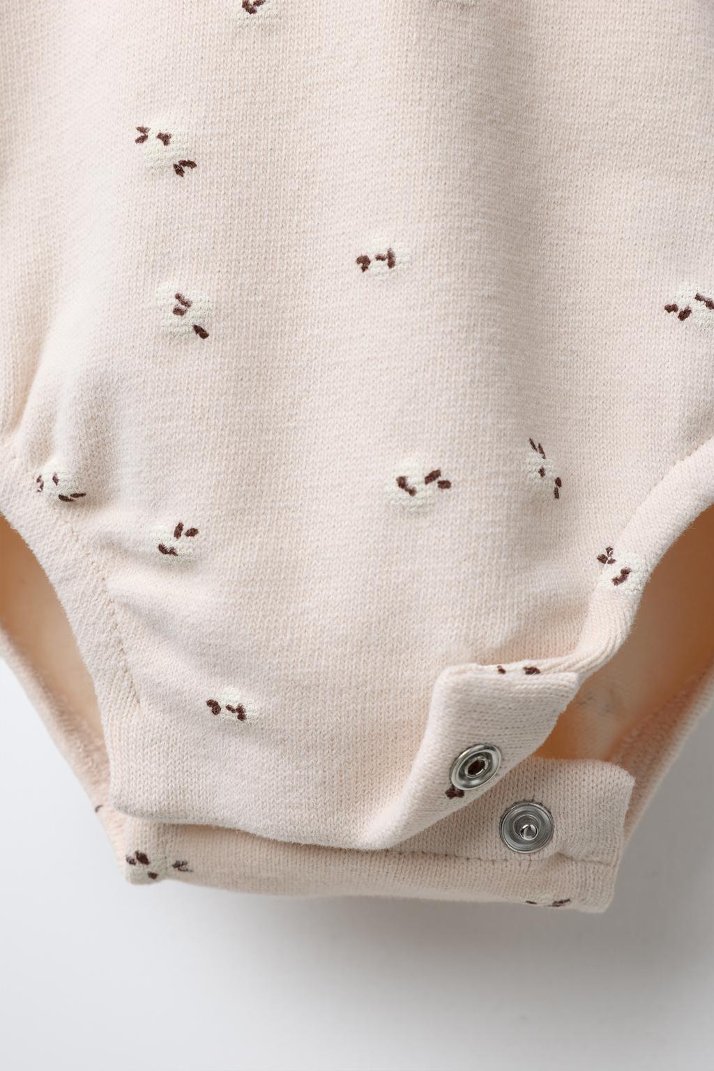 ТЕПЛОЕ БОДИ С ЦВЕТОЧНЫМ ПРИНТОМ